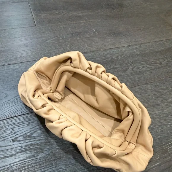 Bottega Veneta Tan Clutch - Picture 2 of 2